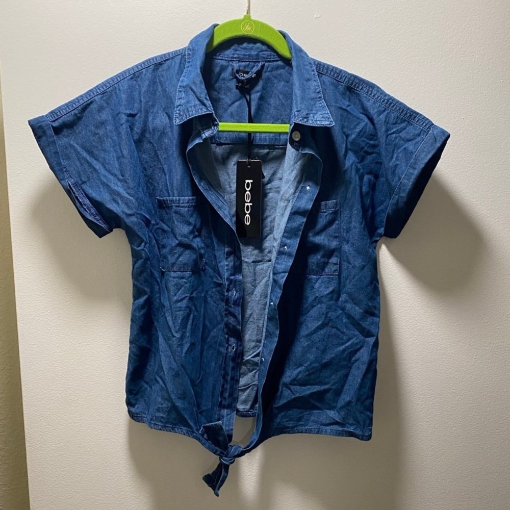 Bebe women’s Casual Blue Tie-Front Shirt